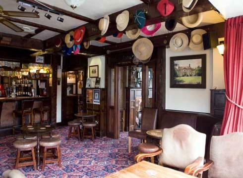 The Kings Arms Bed & Breakfast Wilmslow Exterior foto
